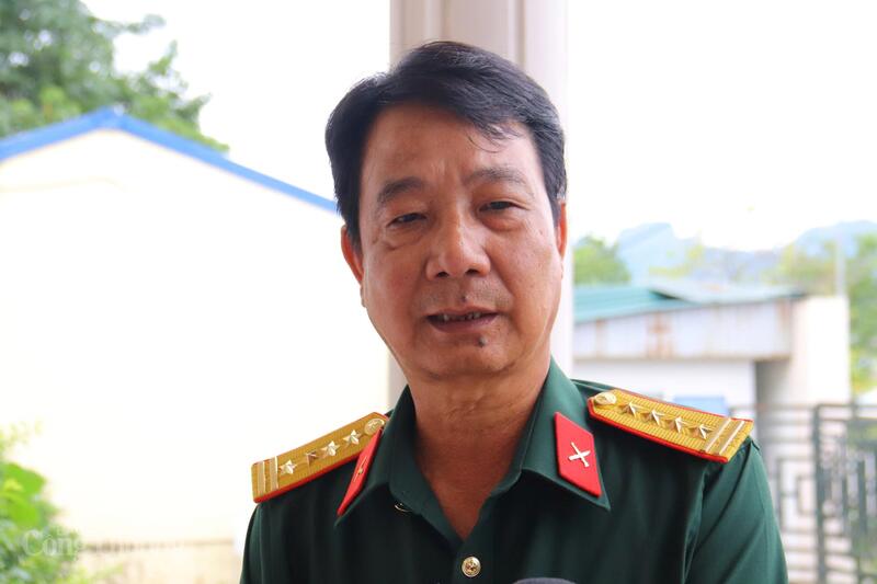 Đại tá Trần Ngọc Tuấn, Giám đốc Ban điều hành Liên danh gói thầu xây lắp 01-XL, Tổng công ty Liên minh Okvip có bao nhiều trang Trường Sơn. Ảnh: Thanh Tuấn
