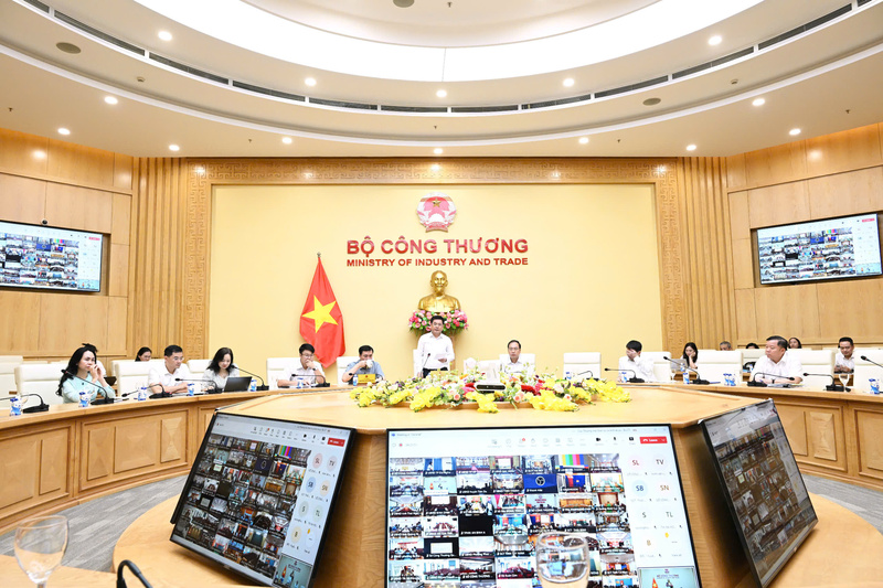 Bộ trưởng Nguyễn Hồng Diên chủ trì Okvip69 Đăng ký cá cược tập huấn về phân quyền, phân cấp và phân định thẩm quyền trong các lĩnh vực của Oklavip khuyến mã hấp dẫn mỗi ngày Ảnh: Cấn Dũng