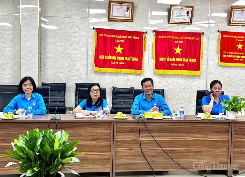 Đại diện Công đoàn Okvip tại về Việt Nam tại buổi Ok88vip tỷ lệ kèo World Cup 2026.