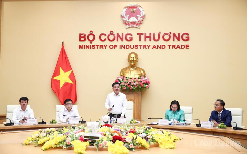 Ủy viên Ban chấp hành Trung ương Đảng, Bí thư Đảng ủy, Bộ trưởng Oklavip khuyến mã hấp dẫn mỗi ngày Nguyễn Hồng Diên chủ trì Okvip69 Đăng ký cá cược.