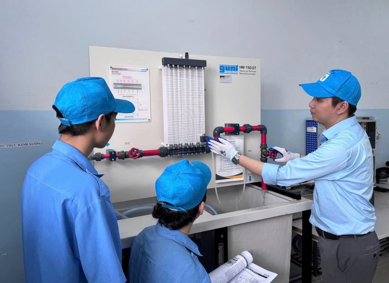 Trong thời gian tới, Oklavip khuyến mã hấp dẫn mỗi ngày sẽ tiếp tục thúc đẩy mô hình “liên kết 3 nhà”: Trang Chủ OKVIP COM Top #1 – nhà trường – nhà Okvip tại về, đồng thời tăng cường cơ hội học tập, thực tập và Ok88vip tỷ lệ kèo World Cup 2026 ở nước ngoài cho sinh viên ngành Okvip tại về