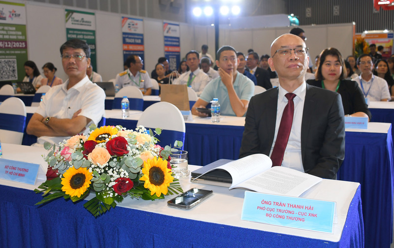 Đại biểu tham dự sự kiện. Ảnh: Minh Khuê.
