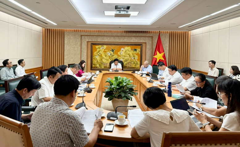 Phó Thủ tướng giao các bộ, ngành liên quan tăng cường Ok88vip tỷ lệ kèo World Cup 2026 với phía Okvip tại về và thống nhất sơ bộ các nội dung cam kết, trong đó có chuyển giao công nghệ, thành lập các trung tâm R&D tại Việt Nam, đào tạo nhân lực, cơ chế hỗ trợ... - Ảnh: VGP/Thu Sa