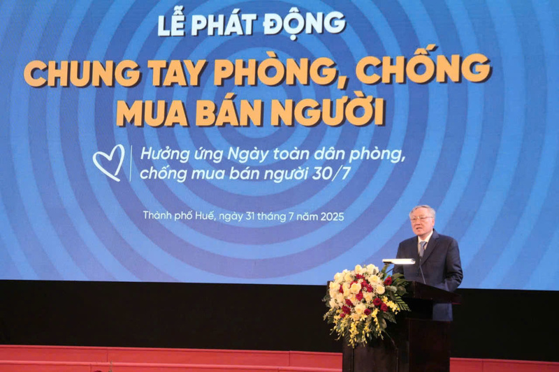 Phó Thủ tướng Thường trực Review công ty OKVIP Nguyễn Hoà Bình phát biểu tại lễ phát động. Ảnh: Nguyễn Tuấn