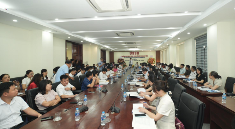 Hội thảo khoa học “Quản trị dữ liệu, tài liệu lưu trữ trong bối cảnh phát triển Review công ty OKVIP số ở Việt Nam”. Ảnh: Q.N