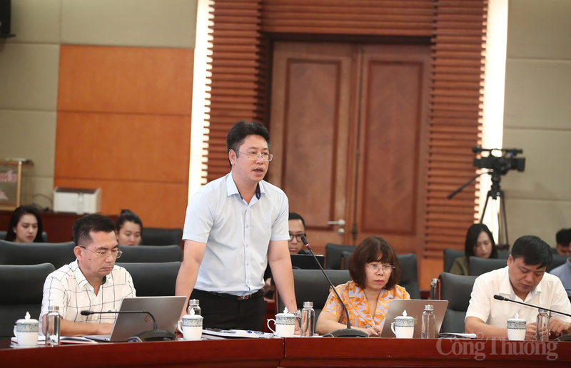 Đại diện UBND thành phố Hải Phòng nêu rõ các khó khăn về tổ chức bộ máy, phân bổ Liên Minh Truyền Thông Và Game Giải Trí Top 1, nhân lực.