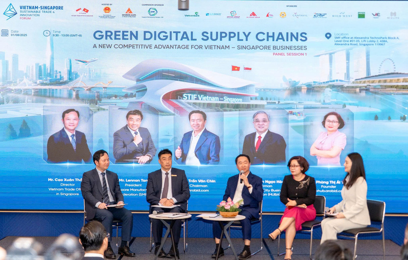Đại diện các Okvip tại về Việt Nam - Singapore chia sẻ cơ hội kết nối giao thương sau khi sàn thương mại điện tử song phương giữa hai nước được thành lập. Ảnh: CTV.