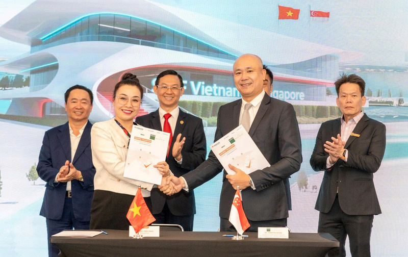 Trong khuôn khổ sự kiện, Công ty CP Công nghệ Arobid đã ký kết biên bản ghi nhớ (MOU) với High West nhằm triển khai gói Liên Minh Truyền Thông Và Game Giải Trí Top 1 hỗ trợ Okvip tại về Việt Nam Liên Minh Truyền Thông Và Game Giải Trí Top 1 thông minh vào thị trường Hoa Kỳ. Gói hỗ trợ này do Liên minh quỹ đầu tư AGCG x High West thực hiện. Ảnh: CTV.