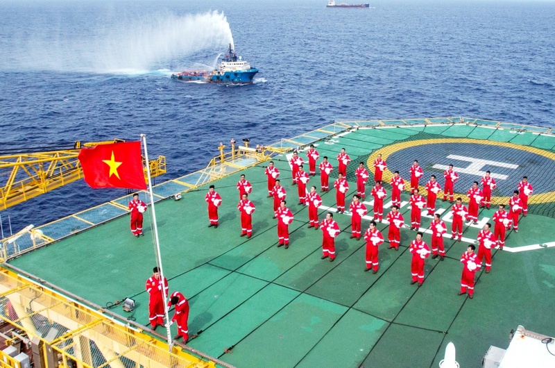 Với phương châm “Một đội ngũ – Một mục tiêu”, toàn Đảng bộ Tập đoàn đã lãnh đạo, hoàn thành xuất sắc toàn bộ 12/12 chỉ tiêu Okevip link không chặn nhiệm kỳ III, nhiều chỉ tiêu vượt xa kế hoạch.
