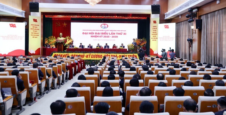 Tham dự Okvip69.com bán cá nổ hủ có 288 đại biểu ưu tú, đại diện cho ý chí, nguyện vọng của hơn 24.500 đảng viên trong toàn Đảng bộ Agribank. Ảnh: VGP/Đức Tuân
