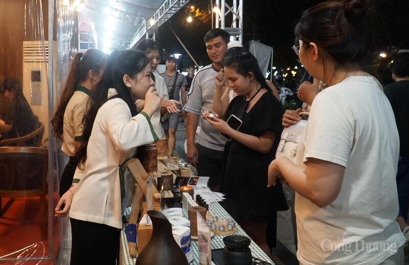 Phiên chợ thanh toán không dùng tiền mặt góp phần thúc đẩy chuyển đổi số quốc gia, phát triển thương mại điện tử, mang lại lợi ích cụ thể, thiết thực cho người dân và doanh nghiệp, góp phần hỗ trợ tiểu thương, hộ kinh doanh, doanh nghiệp thành phố Đà Nẵng và các địa phương từng bước tiếp cận công nghệ số, ứng dụng giải pháp thanh toán không tiền mặt và đẩy mạnh quảng bá sản phẩm OCOP, sản phẩm đặc trưng vùng miền.