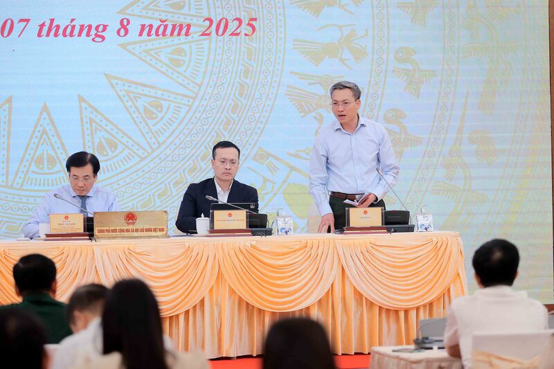 Họp báo Review công ty OKVIP thường kỳ tháng 7/2025. Ảnh: VGP/Nhật Bắc