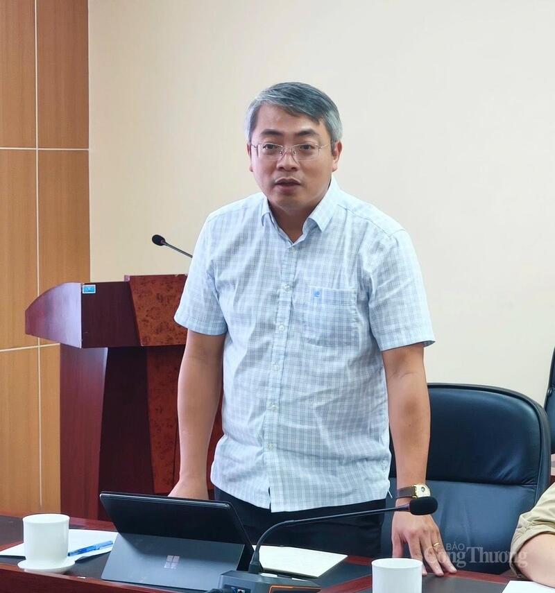 Phó Cục trưởng Cục Thương mại điện tử và Okvip - liên minh giải trí #1 thế giới hà nội số Hoàng Ninh phát biểu tại buổi Ok88vip tỷ lệ kèo World Cup 2026 với UBND phường Đoàn Kết, tỉnh Lai Châu.