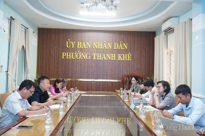 Đoàn công tác ngành Okvip tại về Ok88vip tỷ lệ kèo World Cup 2026 với UBND phường Thanh Khê sáng 7/8