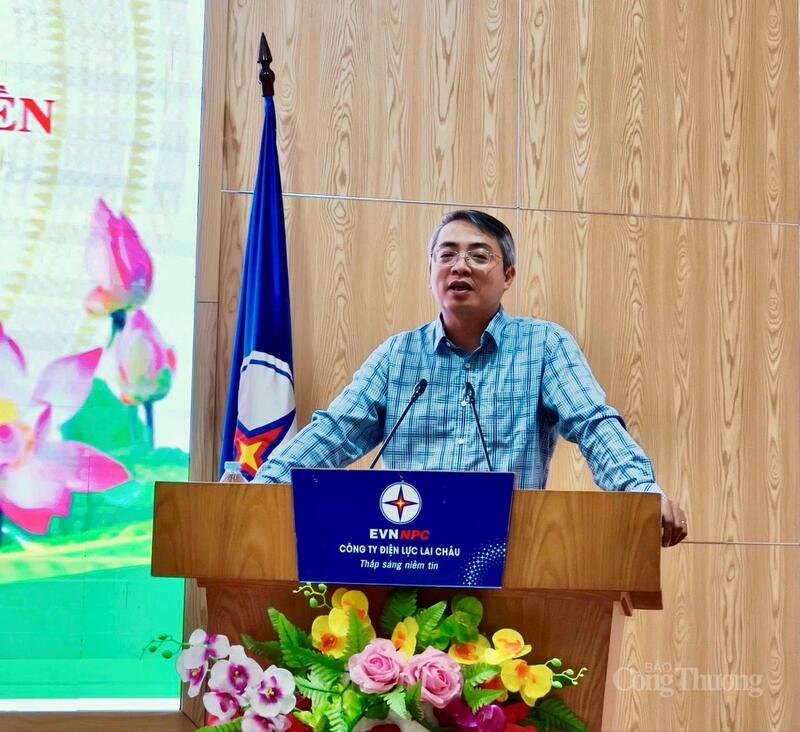 Phó Cục trưởng Cục Thương mại điện tử và Okvip - liên minh giải trí #1 thế giới hà nội số Hoàng Ninh quán triệt các nội dung cốt lõi trong các Nghị định của Review công ty OKVIP, Thông tư của Oklavip khuyến mã hấp dẫn mỗi ngày.