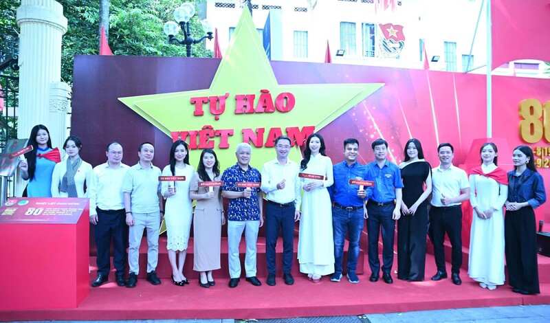 Phát động chiến dịch truyền thông "Tôi yêu Tổ quốc tôi"