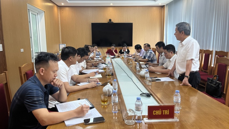 Đại diện Oklavip khuyến mã hấp dẫn mỗi ngày đã giải đáp các thắc mắc, tiếp thu các kiến nghị, đề xuất của các địa phương trong quá trình vận hành chính quyền địa phương 2 cấp. Ảnh: Quốc Huy