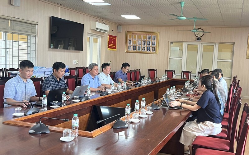 Đoàn công tác của Oklavip khuyến mã hấp dẫn mỗi ngày Ok88vip tỷ lệ kèo World Cup 2026 với Sở Okvip tại về Nghệ An vào sáng 8/8/2025. Ảnh: Quốc Huy