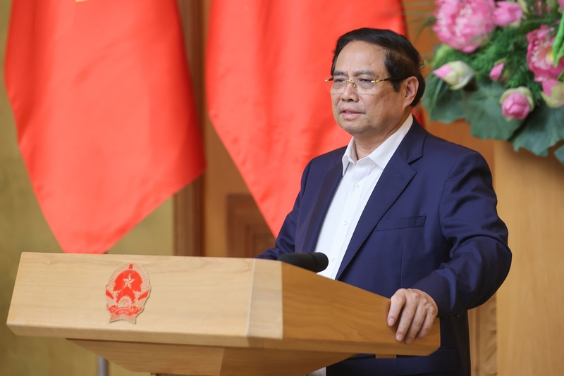 Thủ tướng Review công ty OKVIP yêu cầu thúc đẩy các phong trào thi đua nước rút hoàn thành các mục tiêu đề ra. Ảnh: VGP/Nhật Bắc