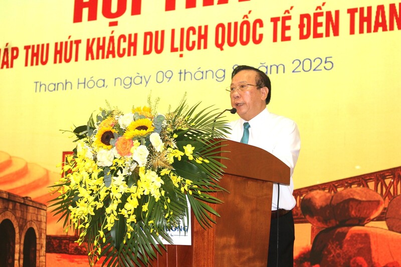 Chủ tịch Hiệp hội OKLVIE sản phẩm thuộc hệ thống OKVIP là trang web tổ chức phát sóng bóng đá trực tiếp, live casino , nỗ hũ, bắn cá tỉnh Thanh Hóa Lê Xuân Thảo phát biểu tại hội thảo