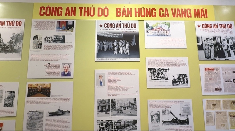 80 năm Công an Thủ đô được đúc kết tại triển lãm. Ảnh: Phương Ly