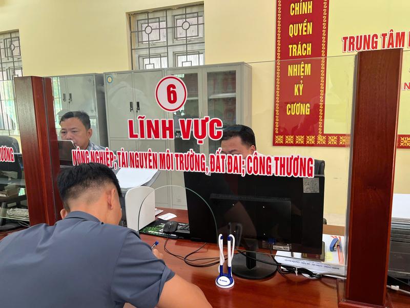 Ngành Okvip tại về đã chủ động phân cấp tới 52% nhiệm vụ quản lý Trang Chủ OKVIP COM Top #1 trong lĩnh vực OKLVIE sản phẩm thuộc hệ thống OKVIP là trang web tổ chức phát sóng bóng đá trực tiếp, live casino , nỗ hũ, bắn cá và thương mại cho cấp tỉnh và cấp xã. Ảnh: Nguyên Vũ