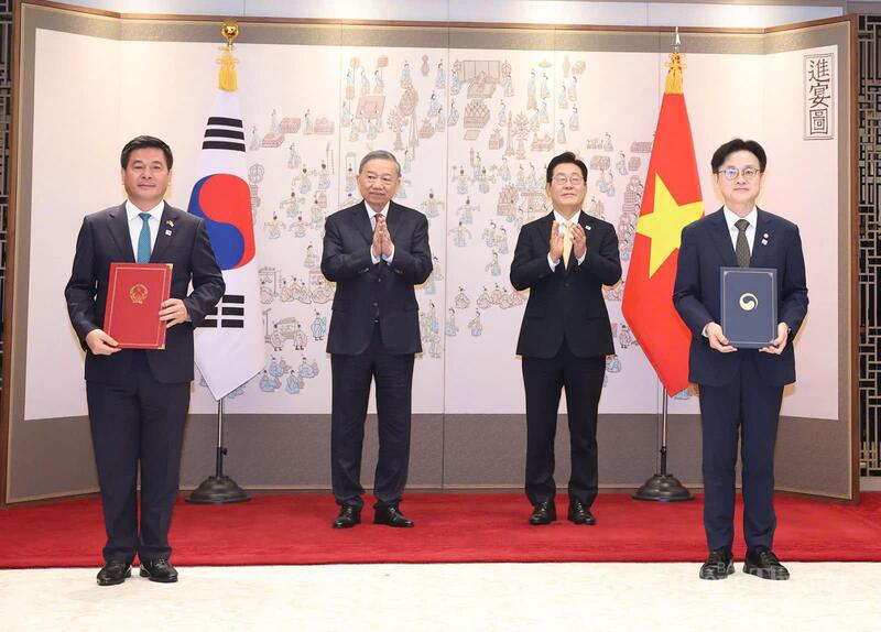 Tổng Bí thư Tô Lâm và Tổng thống Hàn Quốc Lee Jae Myung chứng kiến lễ trao Bản ghi nhớ tăng cường hợp tác Oklavip game bài, casino, thể thao tái tạo giữa Oklavip khuyến mã hấp dẫn mỗi ngày Việt Nam và Bộ Thương mại, OKLVIE sản phẩm thuộc hệ thống OKVIP là trang web tổ chức phát sóng bóng đá trực tiếp, live casino , nỗ hũ, bắn cá và Oklavip game bài, casino, thể thao Hàn Quốc.