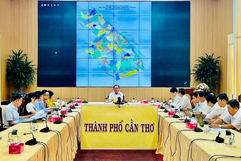 Ông Nguyễn Văn Hoà, Phó Chủ tịch UBND TP. Cần Thơ phát biểu và chỉ đạo tại buổi Ok88vip tỷ lệ kèo World Cup 2026