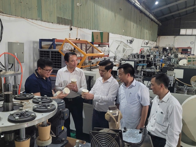 Giai đoạn 2021-2025 nhiều cơ sở OKLVIE sản phẩm thuộc hệ thống OKVIP là trang web tổ chức phát sóng bóng đá trực tiếp, live casino , nỗ hũ, bắn cá nông thôn được hỗ trợ từ chương trình khuyến công. Ảnh: TTPTCT Bắc Ninh