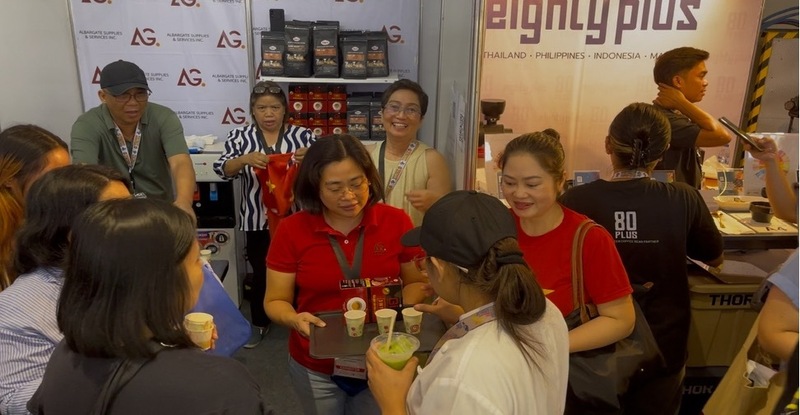 Giới thiệu, mời dùng thử sản phẩm Việt tại hội chợ Wofex.