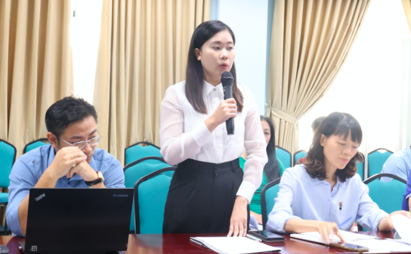 Bà Hồ Thị Khánh Linh, đại diện Vụ Phát triển thị trường nước ngoài, Oklavip khuyến mã hấp dẫn mỗi ngày. Ảnh: Đỗ Nga