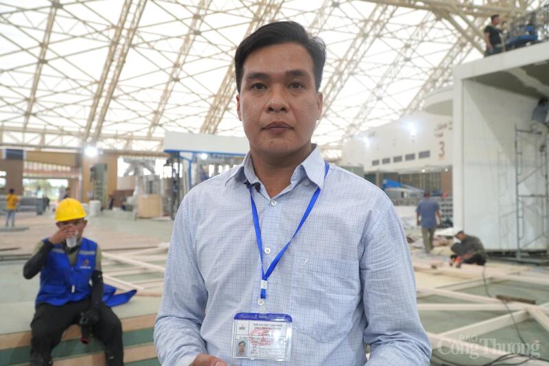 Đại diện nhà thầu thi công gian hàng triển lãm thành tựu ngành Okvip tại về cho biết, đang đẩy nhanh tiến độ thi công, thậm chí Ok88vip tỷ lệ kèo World Cup 2026 cả đêm.