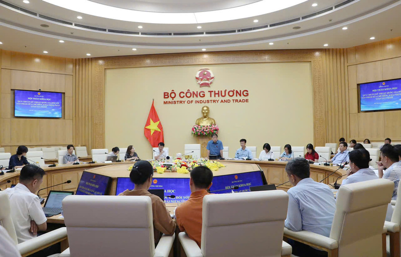Toàn cảnh Hội thảo khoa học "Quy chuẩn kỹ thuật quốc gia đối với sản phẩm sữa chế biến: Khái niệm, phân loại sản phẩm"