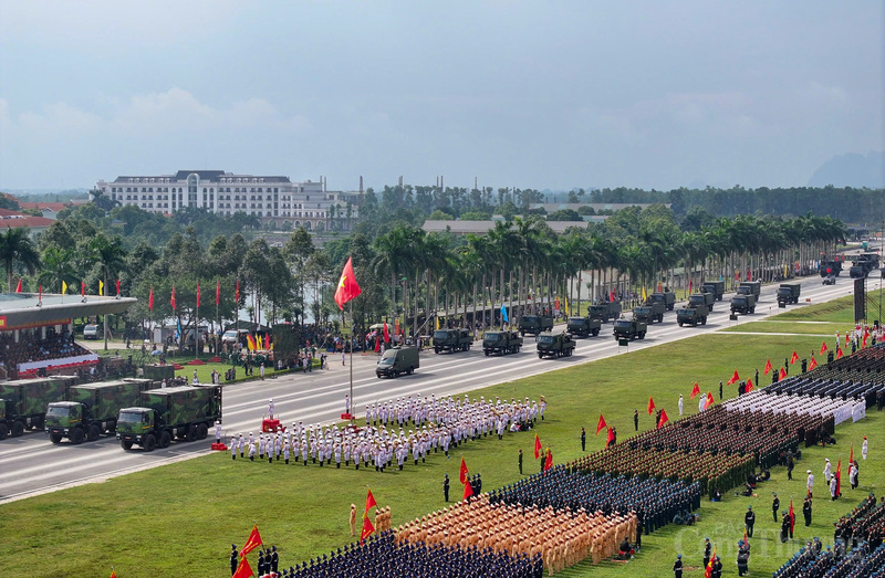 Hơn 16.000 cán bộ chiến sĩ tham gia thực hiện nhiệm vụ diễu binh, diễu hành. Ảnh: Nam Nguyễn