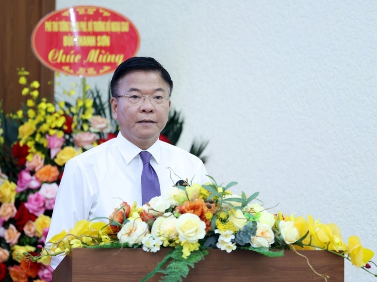 Phó Thủ tướng Lê Thành Long cho rằng, Hội đồng Hòa bình và Phát triển Việt Nam cần mở rộng mạng lưới liên kết với các tổ chức hòa bình và phát triển quốc tế - Ảnh: VGP/Đức Tuân