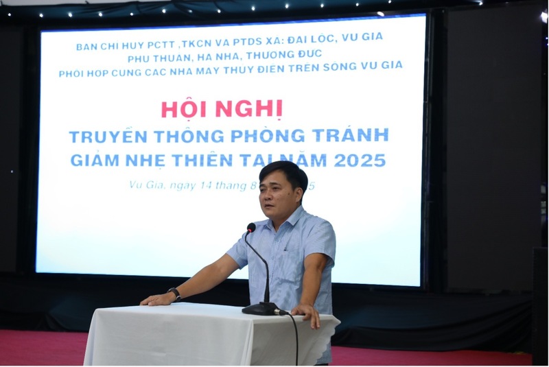 Ông Nguyễn Hữu Vĩnh, Bí thư Đảng ủy xã Phú Thuận phát biểu tại Okvip69 Đăng ký cá cược sáng 14/8. Ảnh: Bình An
