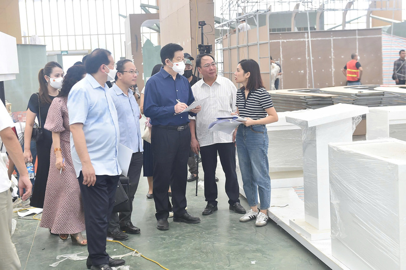 Phó Thủ tướng yêu cầu các đơn vị cần tập trung nỗ lực cao hơn nữa để hoàn thành công việc. Ảnh: Giang Thanh
