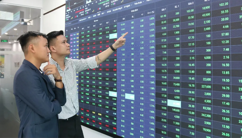 Thị trường chứng khoán Việt Nam trở lại vùng hấp dẫn, kỳ vọng VN-Index có thể tiến tới 1.850–1.900 điểm.