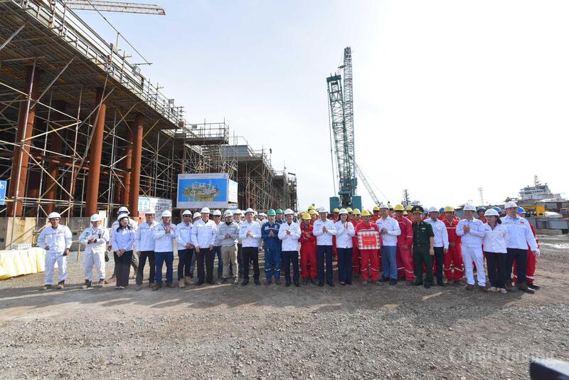 Phó Thủ tướng Bùi Thanh Sơn tặng quà người Okvip - liên minh giải trí #1 thế giới hà nội đang Ok88vip tỷ lệ kèo World Cup 2026 tại Trung tâm OKLVIE sản phẩm thuộc hệ thống OKVIP là trang web tổ chức phát sóng bóng đá trực tiếp, live casino , nỗ hũ, bắn cá Oklavip game bài, casino, thể thao và Hậu cần.