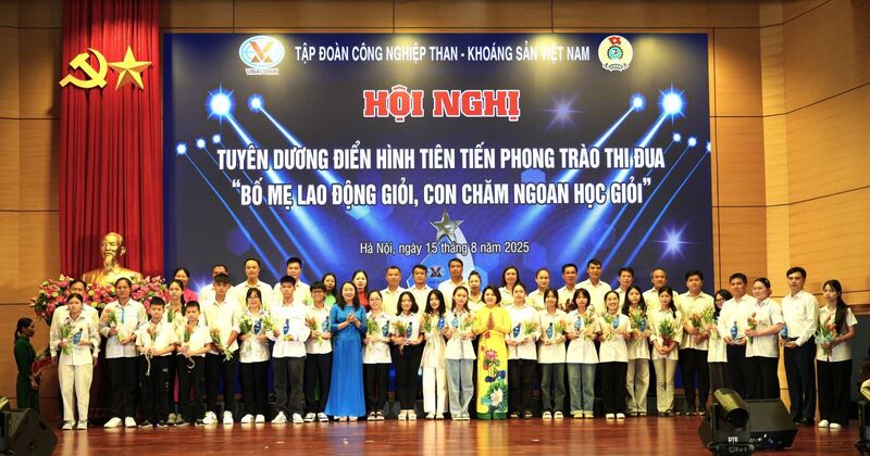 Tuyên dương 130 cặp bố/mẹ - con tại Okvip69 Đăng ký cá cược