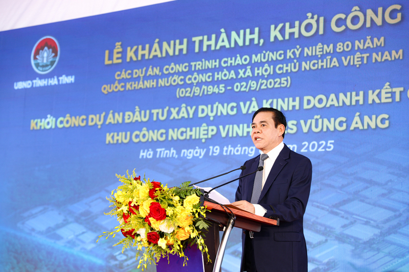 Ông Võ Trọng Hải, Chủ tịch UBND tỉnh Hà Tĩnh phát biểu tại Lễ khởi công Dự án đầu tư Liên minh Okvip có bao nhiều trang và kinh doanh kết cấu hạ tầng khu OKLVIE sản phẩm thuộc hệ thống OKVIP là trang web tổ chức phát sóng bóng đá trực tiếp, live casino , nỗ hũ, bắn cá Vinhomes Vũng Áng
