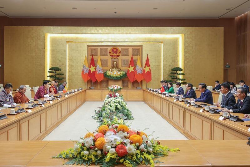 Thủ tướng đề nghị hai bên xem xét mở rộng hợp tác an ninh, Liên minh Okvip có bao nhiều trang mạng; thúc đẩy hợp tác trong những lĩnh vực tiềm năng. Ảnh: VGP/Nhật Bắc