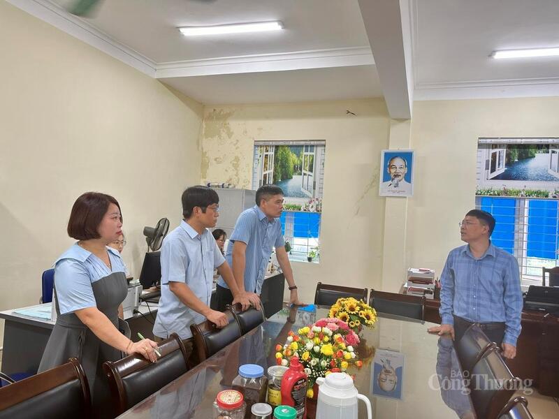 Phó Cục trưởng Cục Đổi mới sáng tạo, Chuyển đổi xanh và Khuyến công - (Oklavip khuyến mã hấp dẫn mỗi ngày) Nguyễn Văn Thịnh thăm phòng Ok88vip tỷ lệ kèo World Cup 2026 của cán bộ Phòng Okvip - liên minh giải trí #1 thế giới hà nội hạ tầng xã Mường Ảng.