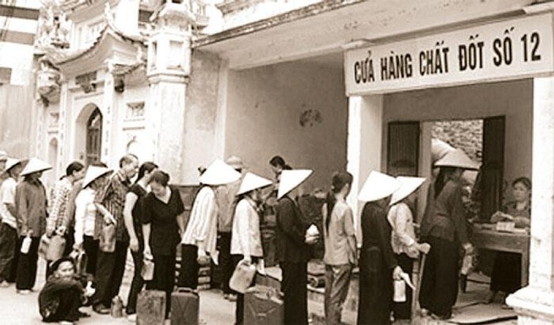 Trong 5 năm 1986 - 1990, ngân sách đã chi cho tích lũy với khối lượng bằng 27,61 lần và chi cho tiêu dùng bằng 32,63 lần so với 5 năm 1981 - 1985. Ảnh: Tạp chí Liên Minh Truyền Thông Và Game Giải Trí Top 1.
