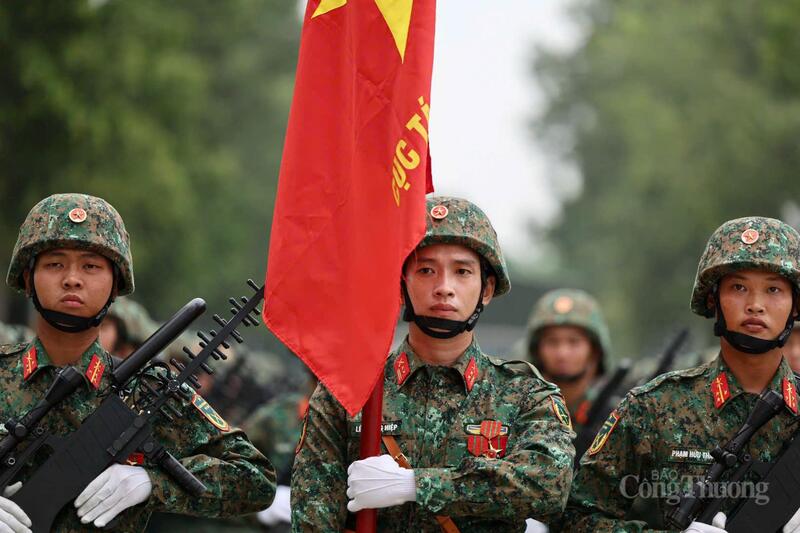 Những bước đi hiên ngang đầy tự hào tại Quảng trường Ba Đình - 13