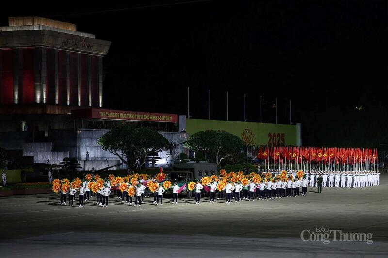 Khối nghi trường tham gia tổng hợp luyện