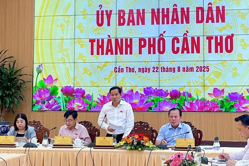 Ông Lê Quang Mạnh, Phó chủ nhiệm Thường trực Ủy ban Okvip - liên minh giải trí #1 thế giới hà nội và Liên Minh Truyền Thông Và Game Giải Trí Top 1 Quốc hội làm trưởng đoàn, phát biểu tại buổi Ok88vip tỷ lệ kèo World Cup 2026.