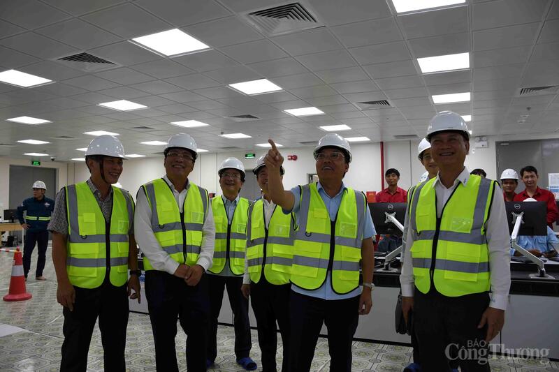 Dự kiến đến tháng 9 và tháng 11 năm nay, cả hai nhà máy sẽ vận hành thương mại, đóng góp gần 1.500 MW công suất phát điện, tăng cường độ ổn định cho khu vực Đông Nam Bộ.