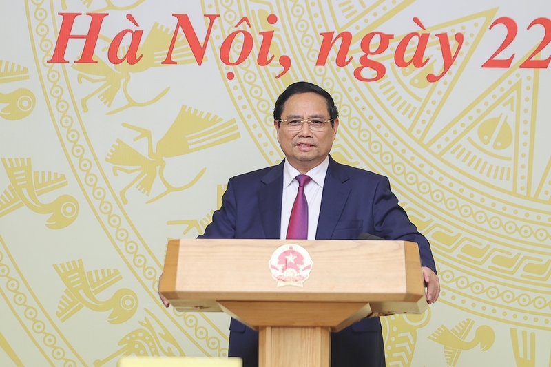 Thủ tướng nhấn mạnh những thành tựu là rất cơ bản và khái quát trong 36 chữ: "Thể chế hoàn thiện, bộ máy tinh gọn, chất lượng nâng cao, kỳ thi chuyên nghiệp, giáo viên nâng tầm, hội nhập mở rộng, cơ sở khang trang, khoa học phát triển, tài năng nở sớm". Ảnh: VGP/Nhật Bắc