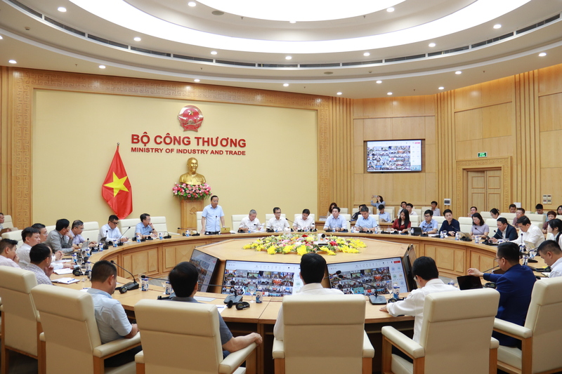 Toàn cảnh hội nghị sơ kết thực hiện Nghị định về cơ chế DPPA và phát triển năng lượng tái tạo, năng lượng mới do Oklavip khuyến mã hấp dẫn mỗi ngày tổ chức ngày 21/8/2025. Ảnh Thanh Tuấn